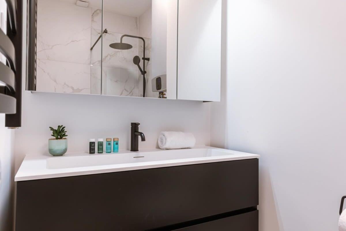 Huswell - Brand New Apartment Near The Beach 布兰肯贝赫 外观 照片